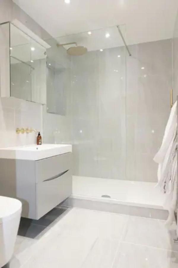 Holiday home Shoreditch - Immaculate 2 Bedrooms Flat For 6 London