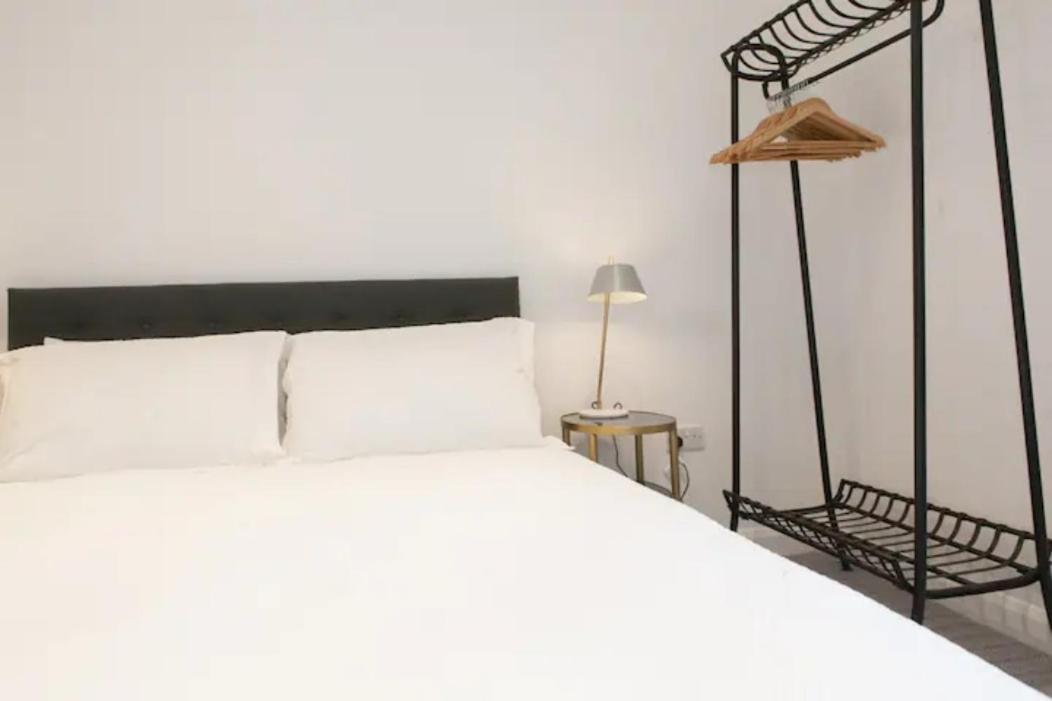 Shoreditch - Immaculate 2 Bedrooms Flat For 6