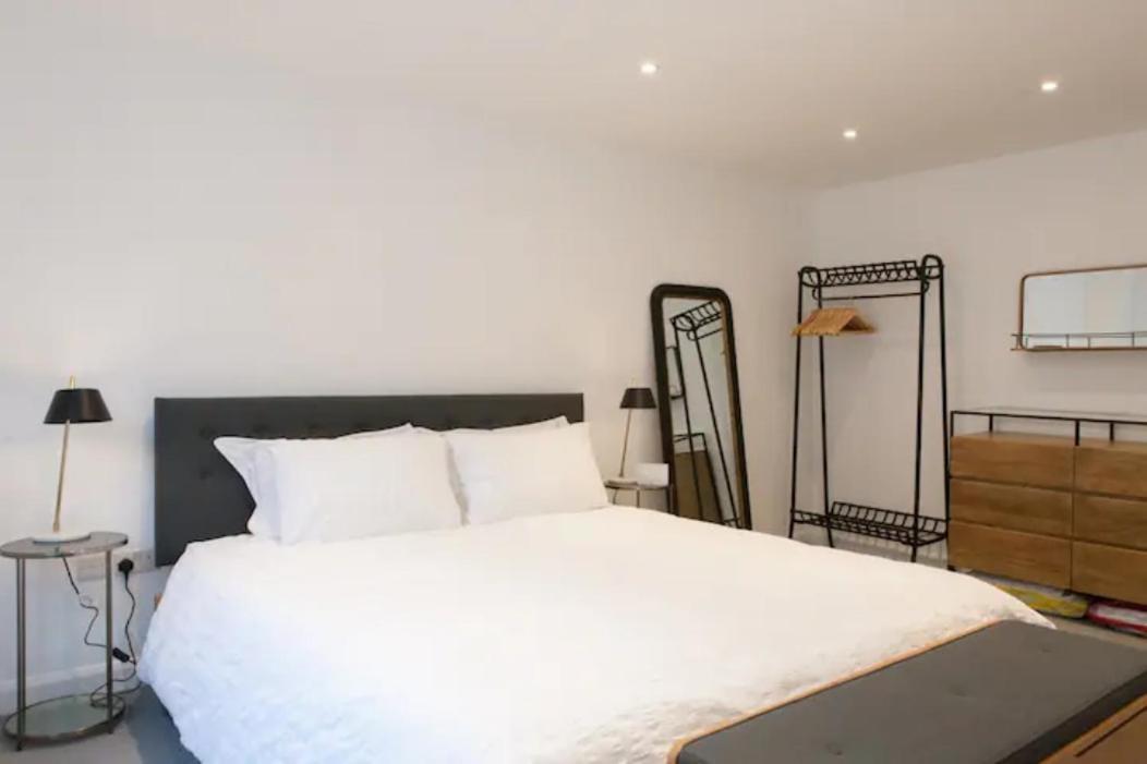 Shoreditch - Immaculate 2 Bedrooms Flat For 6